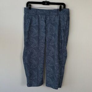 Dockers blue paisley capri length pants women size 4